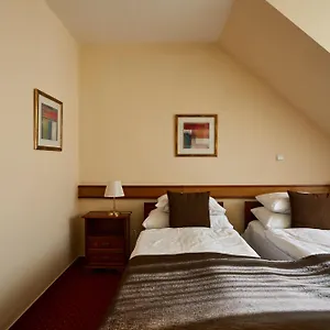 Fleur De Lis 4* Prague